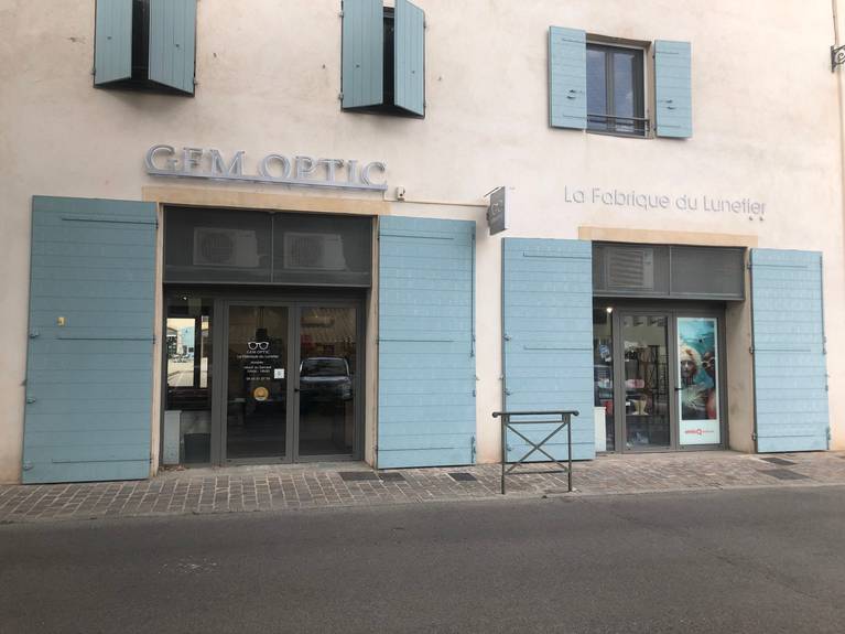 Bienvenue chez Gem optic entrée côté rue